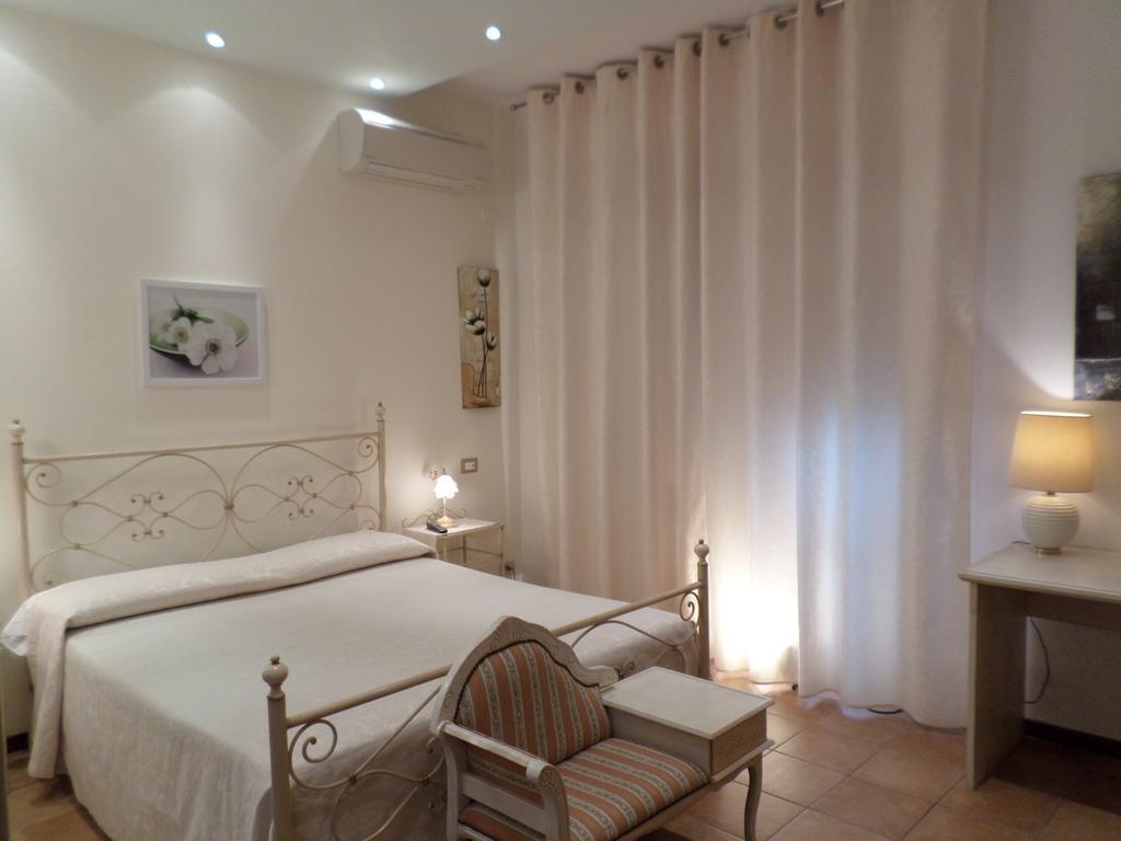 Bed And Breakfast " Il Tesoro Di Mario " Фальконара-Мариттима Экстерьер фото